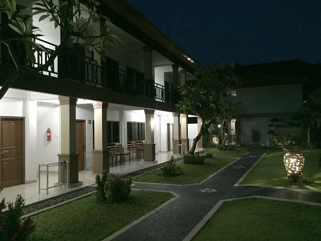 Agung Cottages Kuta  Exterior photo