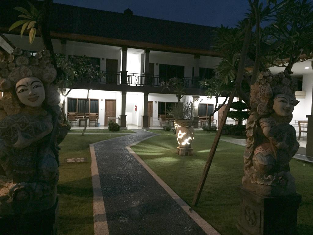 Agung Cottages Kuta  Exterior photo