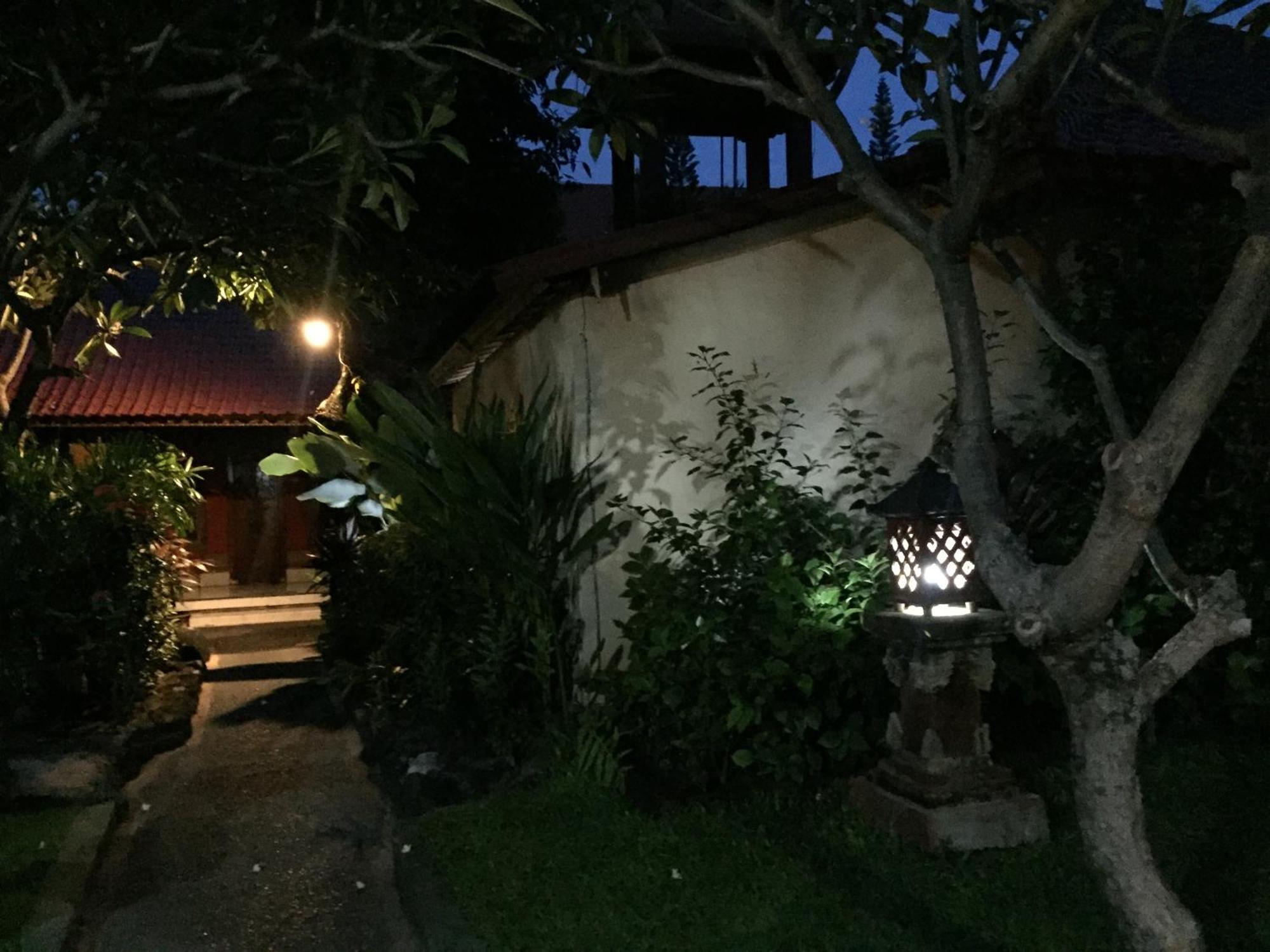 Agung Cottages Kuta  Exterior photo